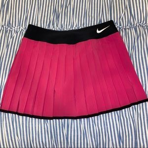 Nike Skirts - Nike womens dri-fit skort Nike Skirts - Nike womens dri-fit skort